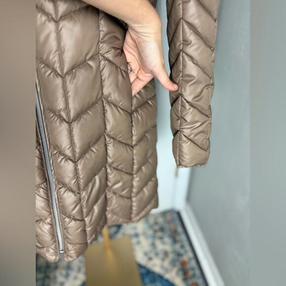 NWOT Kenneth Cole Women's size M Hooded Long Winter Bronze Puffer Jacket - Picture 8 of 13